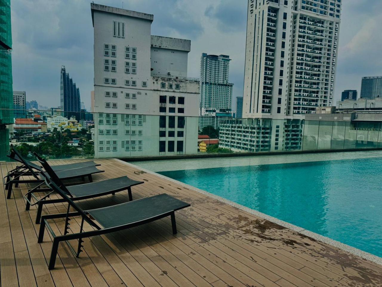 Quill City Klcc Bukit Bintang By Classy Kuala Lumpur
